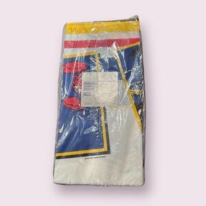 Gibson Decorative Crab Tablecover with Blue and Yellow Accents